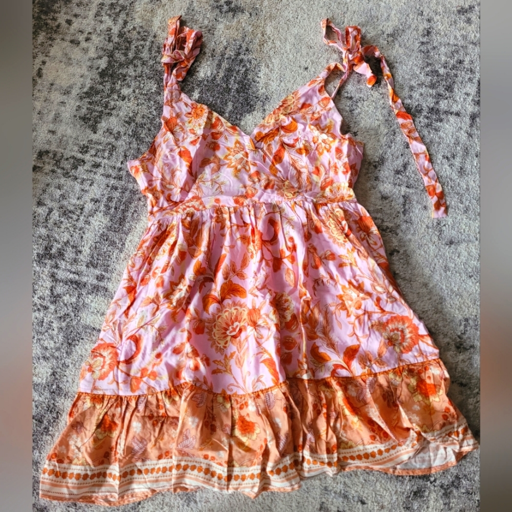 Pink lily mini dress